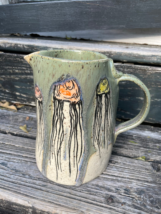 Jellyfishes Pitcher